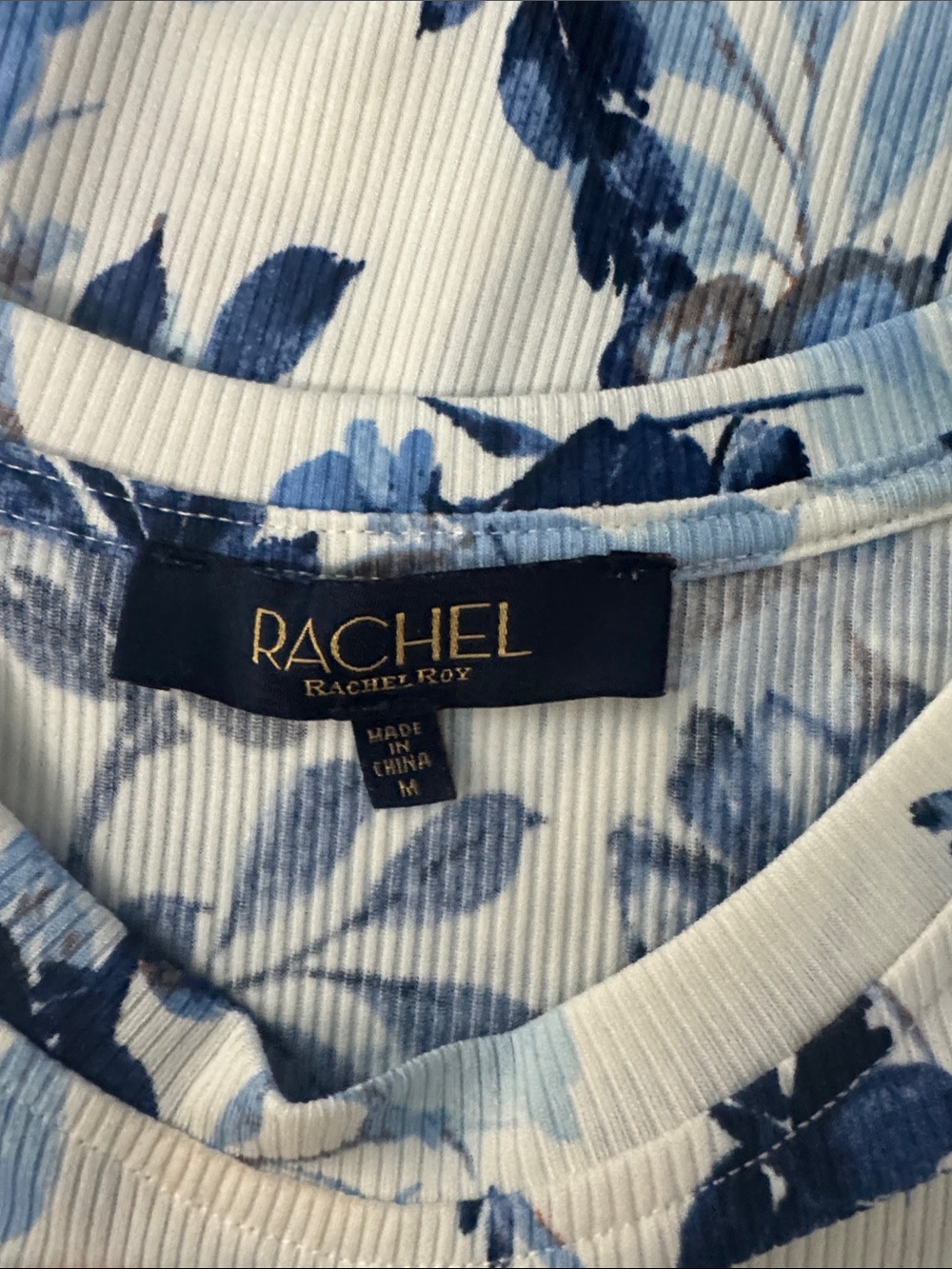 Rachel Roy Floral Short Sleeve Top in Cream & Blue Size Medium - Picture 5 of 6